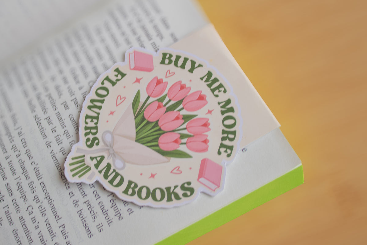 Buy me more Flowers and Books 💕 Marque-Page aimanté 📚
